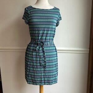 Leota Tie waist dress Blue Green Geometric Print Medium EUC